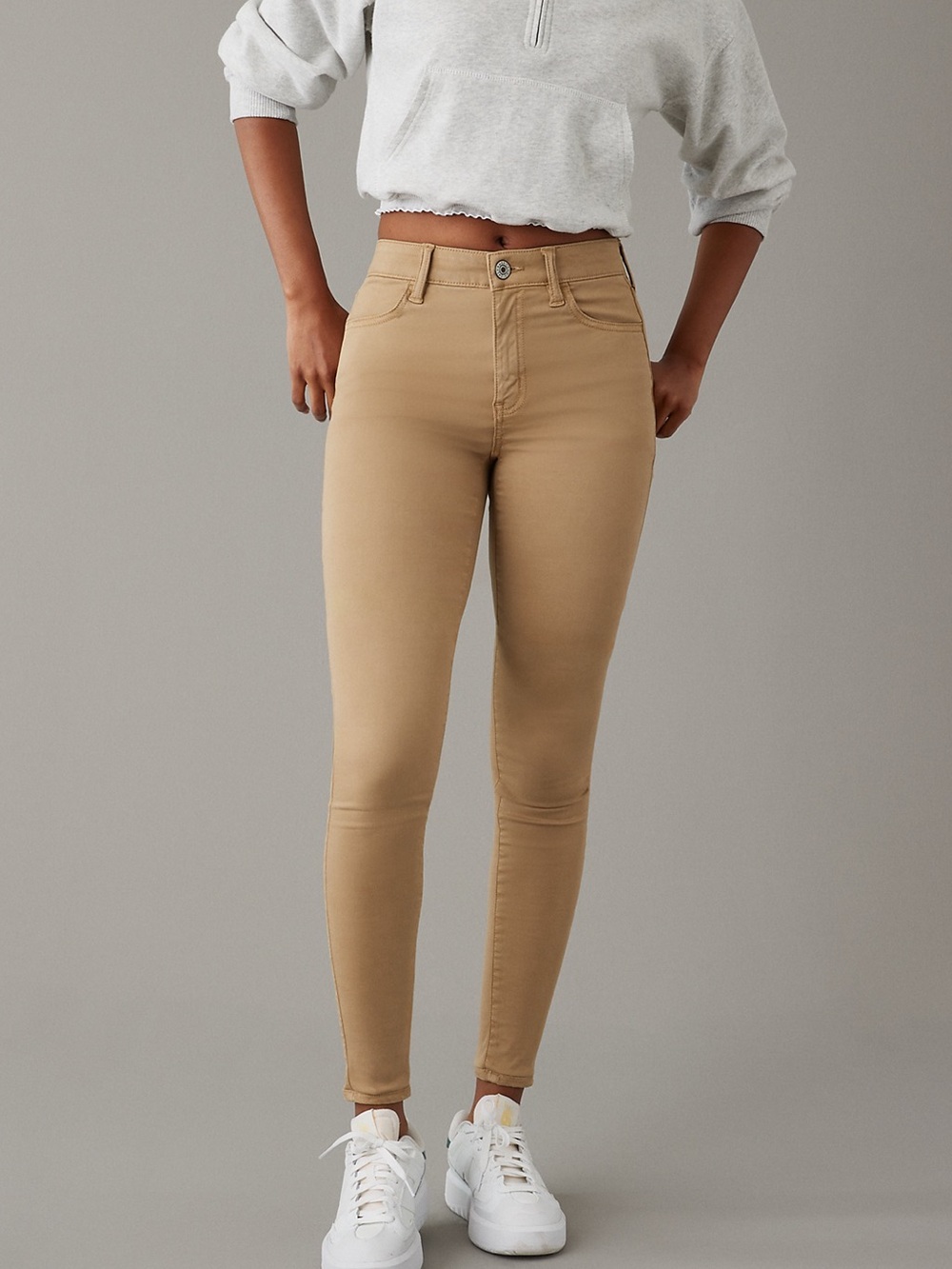 American Eagle High-Waisted Jegging